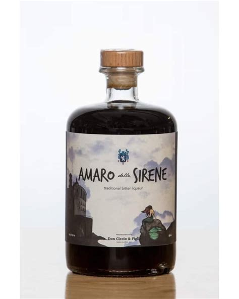 Bottle of Amaro delle Sirene with its illustrated seaside label